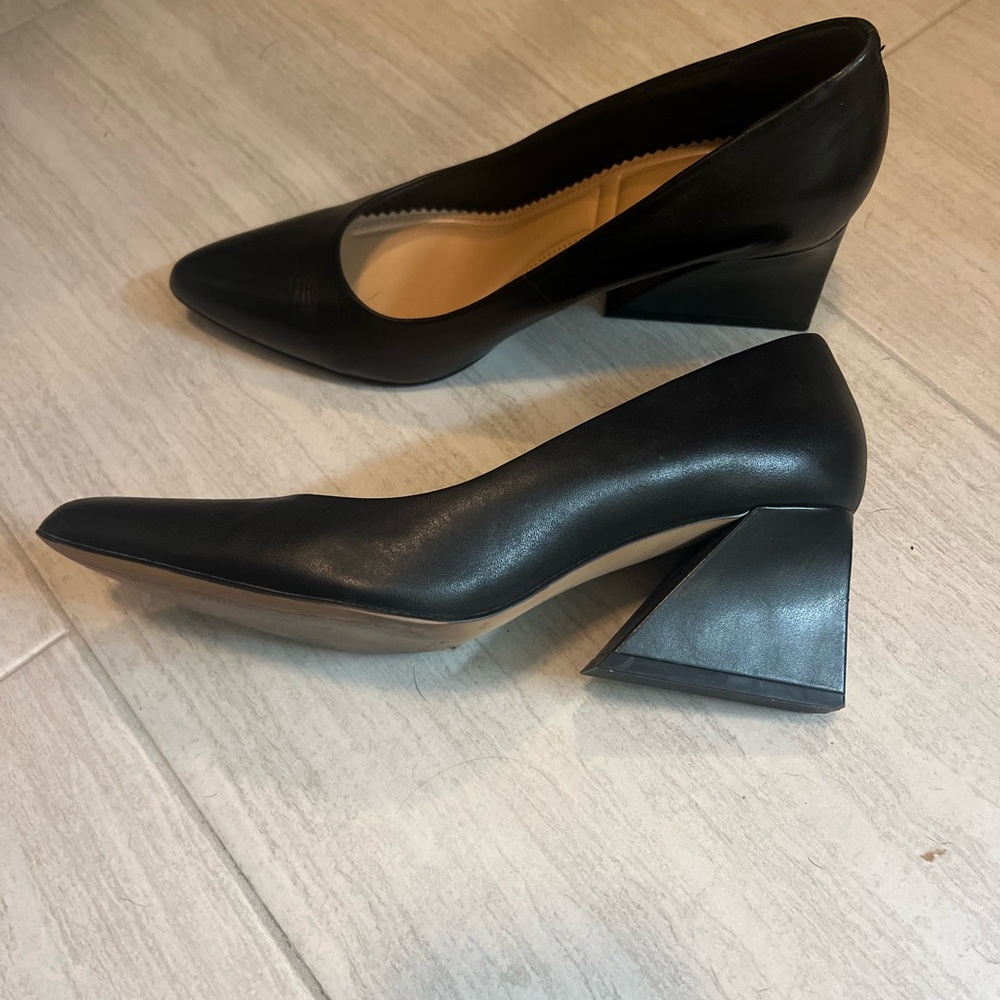 Vince Camuto Black Geometric Heel Pumps
